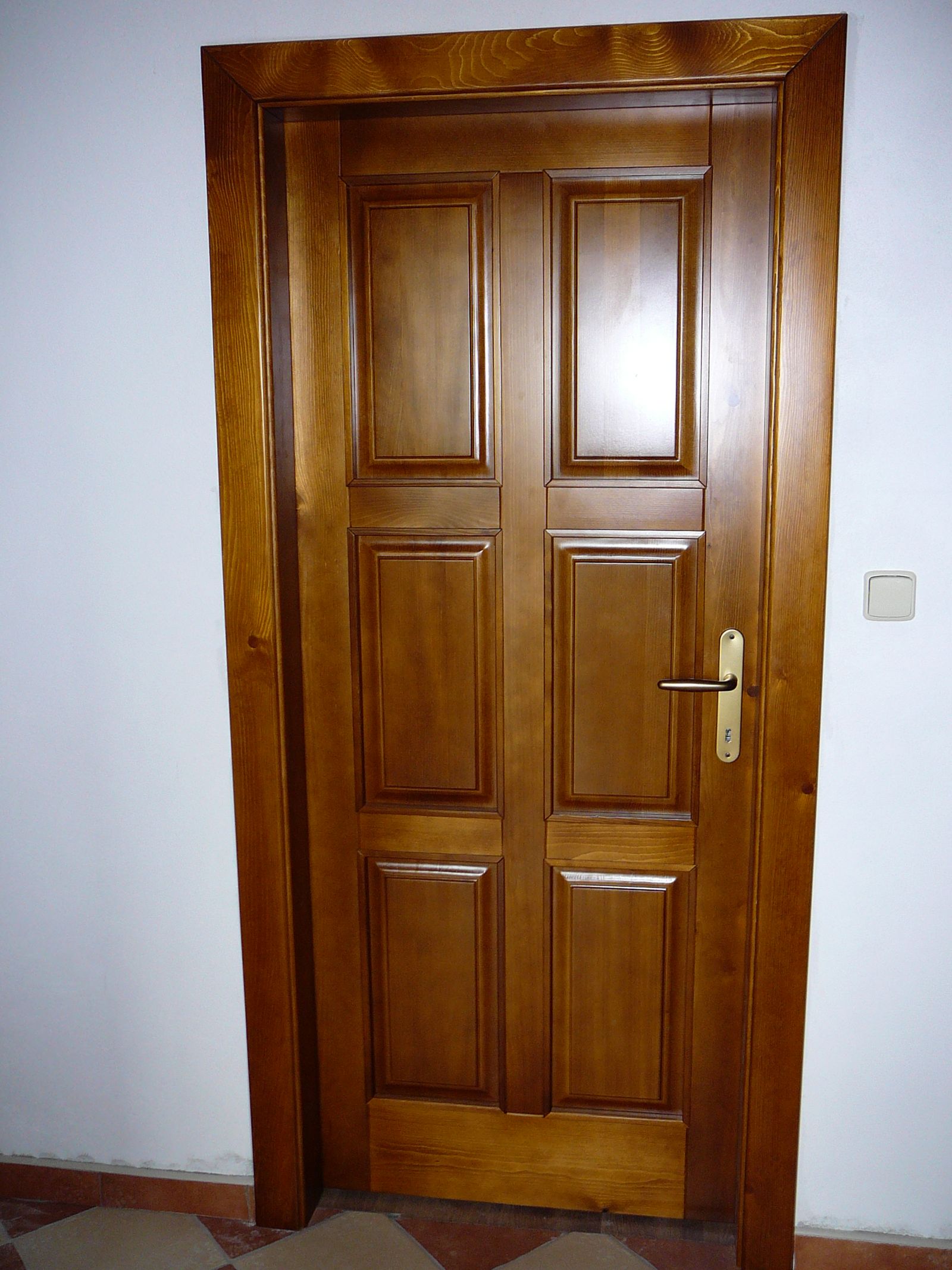 Výroba dveří – ADM STAVBY s.r.o.